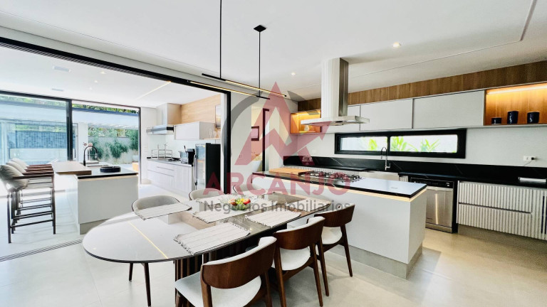 Imagem Casa com 6 Quartos à Venda, 580 m² em Riviera - Bertioga Imagem Casa com 6 Quartos à Venda, 580 m² em Riviera - Bertioga