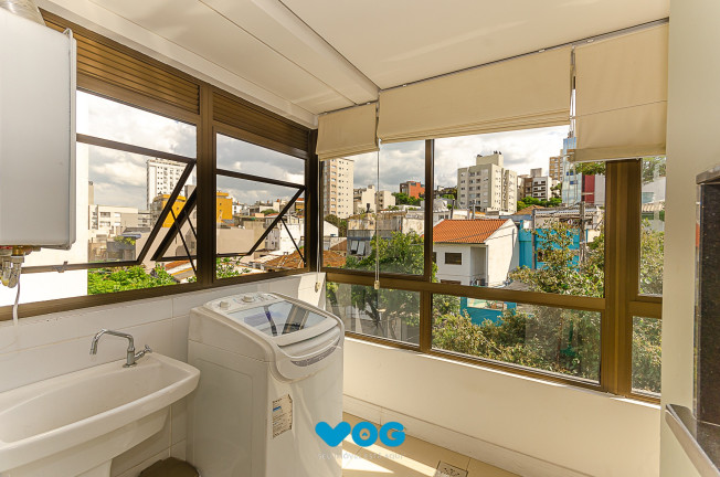 Imagem Imóvel com 2 Quartos à Venda, 80 m² em Petrópolis - Porto Alegre Imagem Imóvel com 2 Quartos à Venda, 80 m² em Petrópolis - Porto Alegre