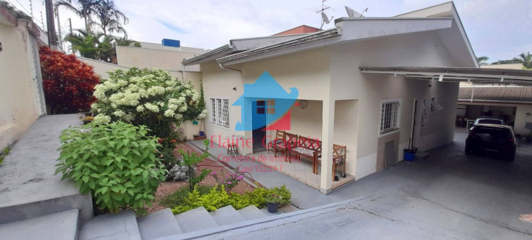 Casa com 2 Quartos à Venda, 360 m² em Centro - Vinhedo