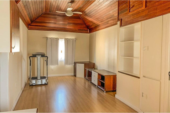 Imagem Casa com 3 Quartos à Venda, 212 m² em Chácara Das Pedras - Porto Alegre Imagem Casa com 3 Quartos à Venda, 212 m² em Chácara Das Pedras - Porto Alegre