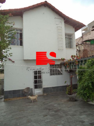 Imagem Casa com 4 Quartos à Venda, 250 m² em Santa Tereza - Belo Horizonte