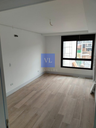 Imagem Casa com 3 Quartos à Venda, 170 m² em Santa Candida - Curitiba