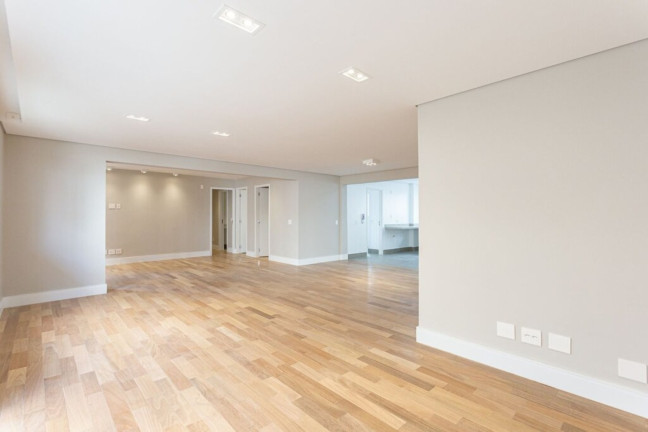 Imagem Apartamento com 2 Quartos à Venda, 161 m² em Moema - São Paulo Imagem Apartamento com 2 Quartos à Venda, 161 m² em Moema - São Paulo