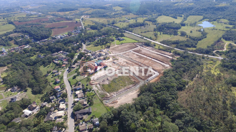 Imagem Terreno à Venda, 360 m² em Archimedes Naspolini - Criciúma