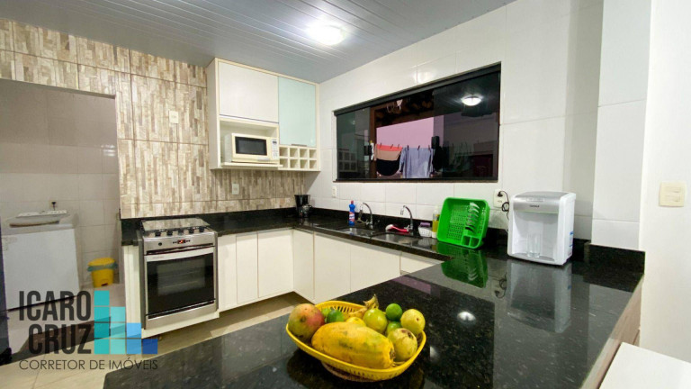 Imagem Casa com 5 Quartos à Venda, 309 m² em Itapuã - Salvador