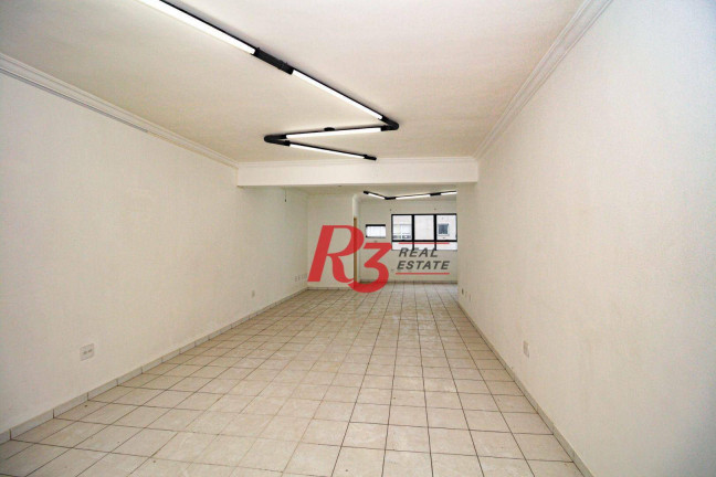 Sala Comercial à Venda ou Locação, 65 m² em Vila Matias - Santos