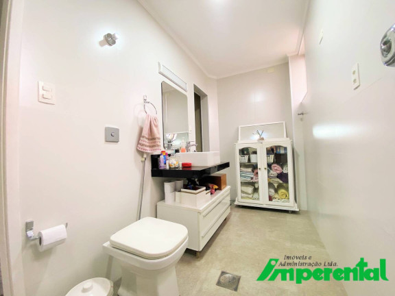 Imagem Apartamento com 3 Quartos à Venda, 131 m² em Pompéia - Santos