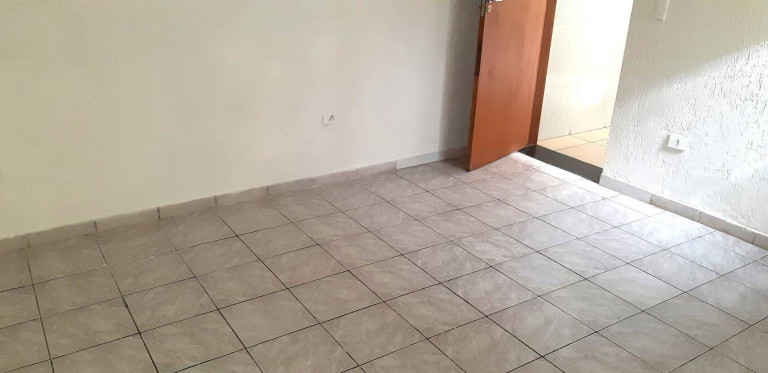 Imagem Casa com 1 Quarto para Alugar, em Vila Alpina - São Paulo Imagem Casa com 1 Quarto para Alugar, em Vila Alpina - São Paulo