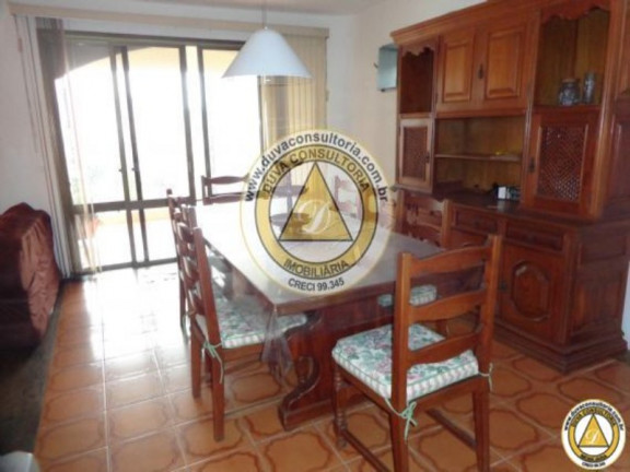 Apartamento com 3 Quartos à Venda, 215 m² em Centro - Guarujá