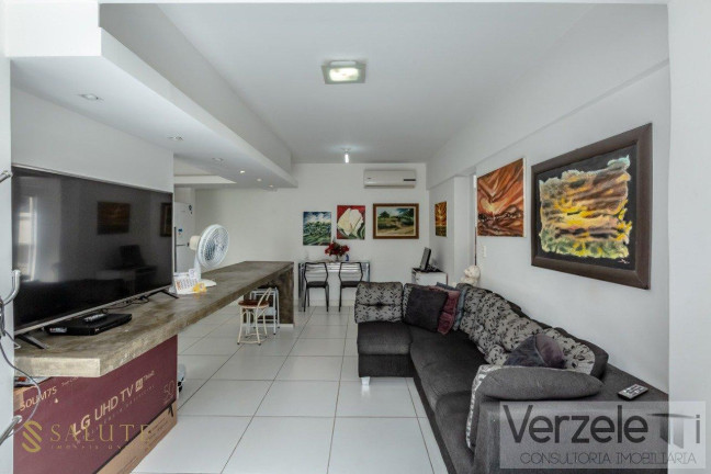 Imagem Apartamento com 2 Quartos à Venda, 126 m² em Centro - Balneário Camboriú