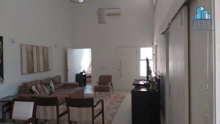 Imagem Casa com 4 Quartos à Venda, 255 m² em Centro - Vinhedo