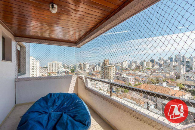 Imagem Apartamento com 3 Quartos à Venda, 158 m² em Rio Branco - Porto Alegre Imagem Apartamento com 3 Quartos à Venda, 158 m² em Rio Branco - Porto Alegre