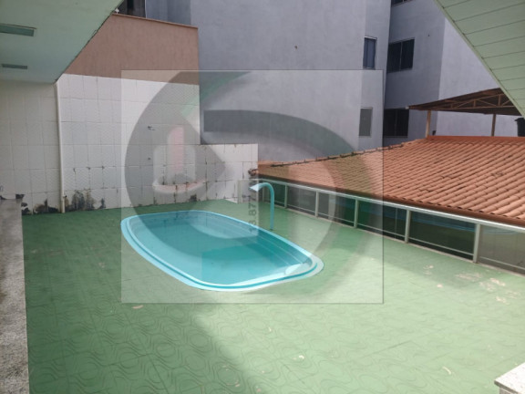Imagem Casa com 3 Quartos à Venda, 360 m² Imagem Casa com 3 Quartos à Venda, 360 m²