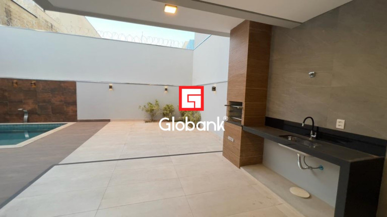 Imagem Sobrado com 3 Quartos à Venda, 220 m² em Ibituruna - Montes Claros Imagem Sobrado com 3 Quartos à Venda, 220 m² em Ibituruna - Montes Claros