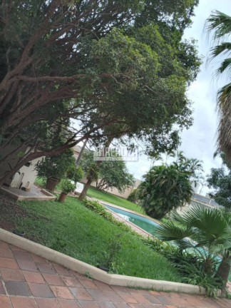 Imagem Casa com 4 Quartos à Venda, 1.806 m² em Mercês - Uberaba Imagem Casa com 4 Quartos à Venda, 1.806 m² em Mercês - Uberaba