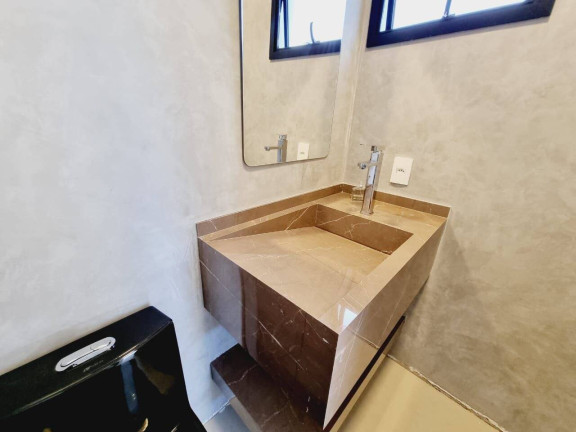 Imagem Casa com 3 Quartos à Venda, 300 m² em Piracangaguá - Taubaté Imagem Casa com 3 Quartos à Venda, 300 m² em Piracangaguá - Taubaté