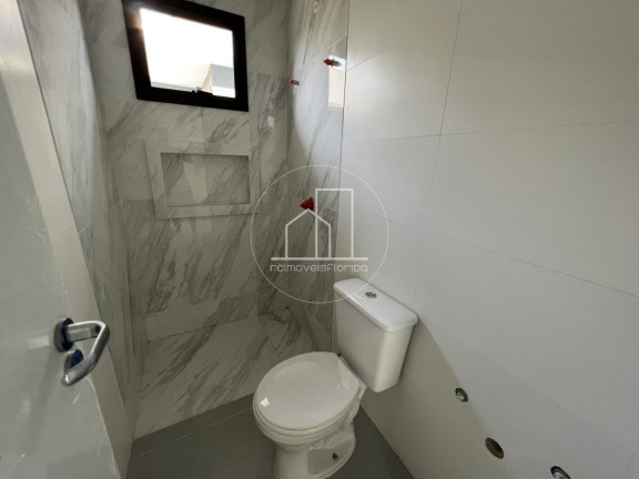 Imagem Casa com 3 Quartos à Venda, 224 m² em Ingleses Do Rio Vermelho - Florianópolis