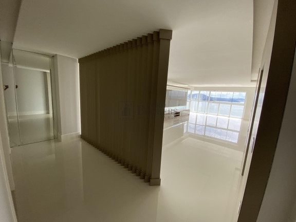 Imagem Apartamento com 5 Quartos à Venda, 237 m² em Centro - Balneário Camboriú Imagem Apartamento com 5 Quartos à Venda, 237 m² em Centro - Balneário Camboriú