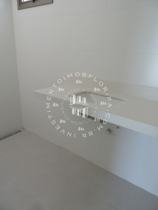 Imagem Cobertura com 3 Quartos à Venda, 213 m² em Jurerê - Florianópolis Imagem Cobertura com 3 Quartos à Venda, 213 m² em Jurerê - Florianópolis