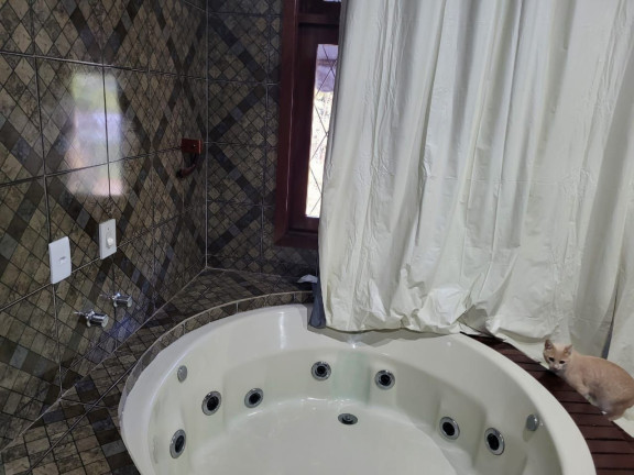 Imagem Casa com 4 Quartos à Venda, 1.600 m² em Albuquerque - Teresópolis