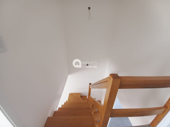 Imagem Casa com 2 Quartos à Venda, 109 m²
