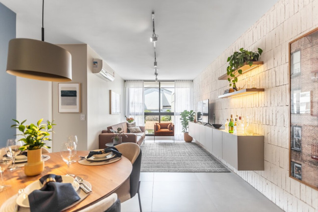 Imagem Apartamento com 2 Quartos à Venda, 73 m² em Petrópolis - Porto Alegre Imagem Apartamento com 2 Quartos à Venda, 73 m² em Petrópolis - Porto Alegre