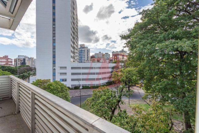 Imagem Studio com 1 Quarto para Alugar, 37 m² em Centro - Porto Alegre Imagem Studio com 1 Quarto para Alugar, 37 m² em Centro - Porto Alegre