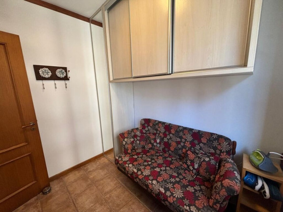 Imagem Imóvel com 4 Quartos à Venda, em Petrópolis - Porto Alegre Imagem Imóvel com 4 Quartos à Venda, em Petrópolis - Porto Alegre