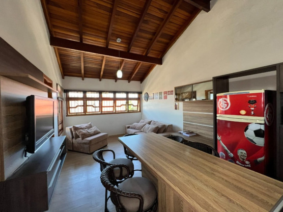 Imagem Casa com 3 Quartos à Venda, em Moinhos De Vento - Canoas Imagem Casa com 3 Quartos à Venda, em Moinhos De Vento - Canoas