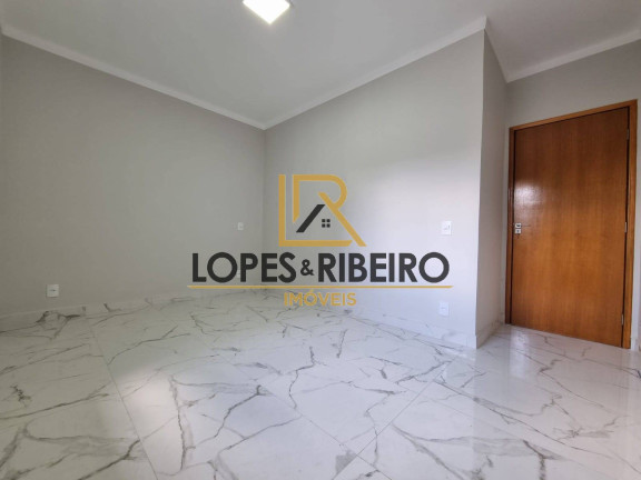 Imagem Casa com 3 Quartos à Venda, 250 m² em Jardim Ouro Verde - Botucatu Imagem Casa com 3 Quartos à Venda, 250 m² em Jardim Ouro Verde - Botucatu
