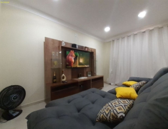 Imagem Imóvel com 3 Quartos à Venda, 300 m² em Jardim Pero - Cabo Frio