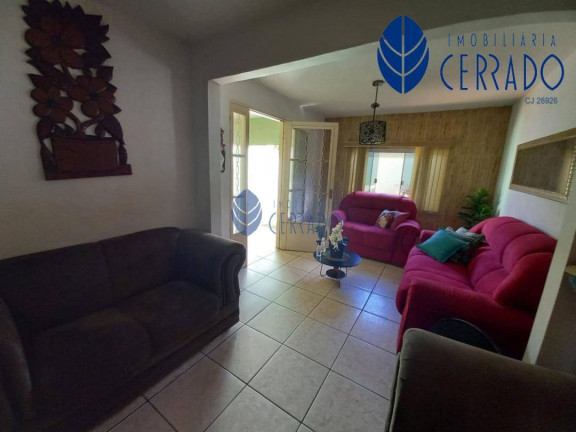Imagem Casa com 3 Quartos à Venda, 150 m² em Vila Jussara - Anápolis Imagem Casa com 3 Quartos à Venda, 150 m² em Vila Jussara - Anápolis