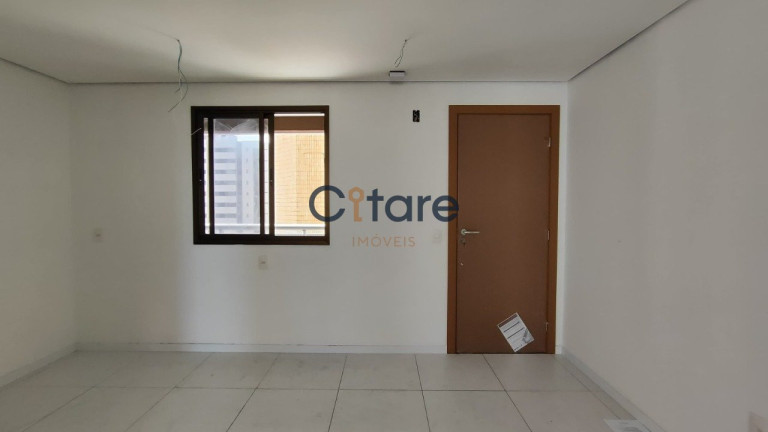 Apartamento com 3 Quartos à Venda,  em Meireles - Fortaleza