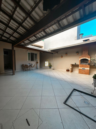Imagem Casa com 4 Quartos à Venda, 245 m² em Morada De Laranjeiras - Serra Imagem Casa com 4 Quartos à Venda, 245 m² em Morada De Laranjeiras - Serra