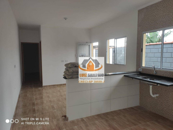 Imagem Casa com 2 Quartos à Venda, 60 m² em Nova Itanhaém - Interior - Itanhaém Imagem Casa com 2 Quartos à Venda, 60 m² em Nova Itanhaém - Interior - Itanhaém