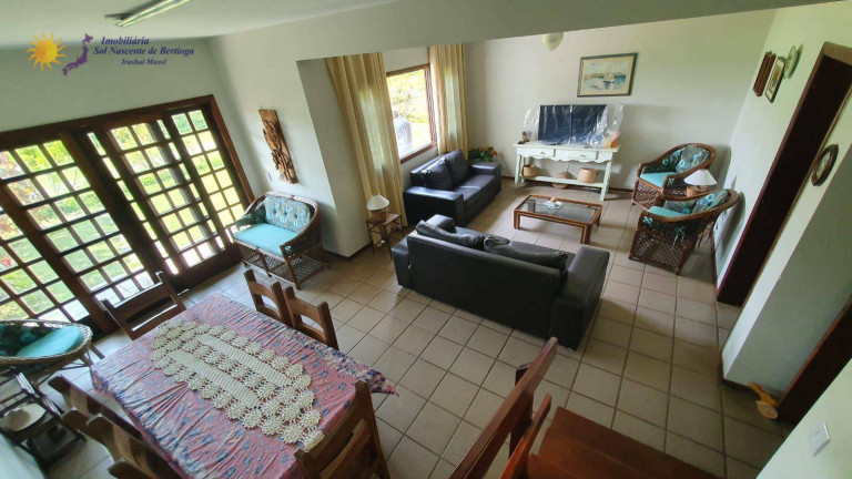 Imagem Casa com 3 Quartos à Venda, 182 m² em Indaiá - Bertioga Imagem Casa com 3 Quartos à Venda, 182 m² em Indaiá - Bertioga