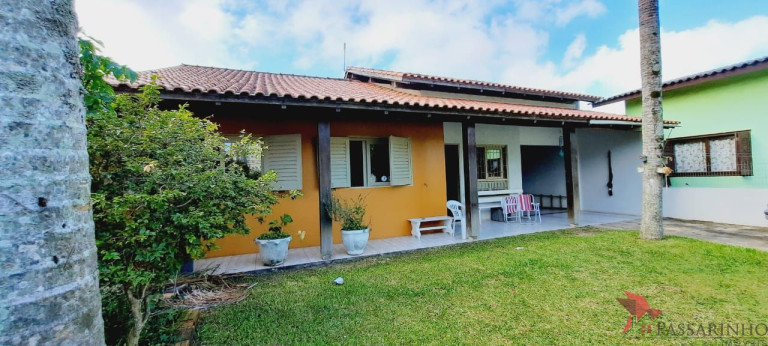 Imagem Casa com 3 Quartos à Venda, 165 m² em Igra Sul - Torres