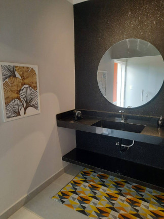 Imagem Casa com 3 Quartos à Venda, em Bauru Imagem Casa com 3 Quartos à Venda, em Bauru