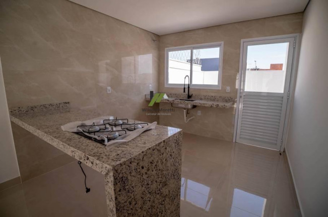 Imagem Casa com 2 Quartos à Venda, 75 m²