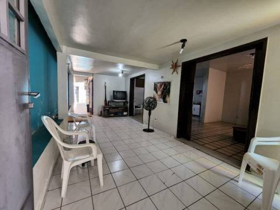 Imagem Casa com 5 Quartos à Venda, 360 m² em São João - Teresina Imagem Casa com 5 Quartos à Venda, 360 m² em São João - Teresina