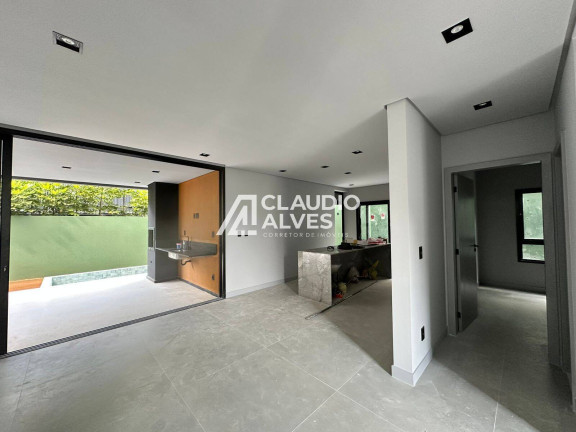Imagem Casa com 5 Quartos à Venda, 230 m² em Sim - Feira De Santana Imagem Casa com 5 Quartos à Venda, 230 m² em Sim - Feira De Santana