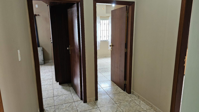 Imagem Casa com 3 Quartos à Venda, 210 m² em Chácara Do Visconde - Taubaté