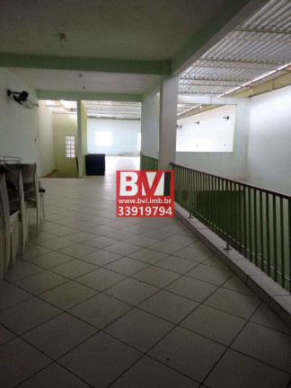 Imagem Casa com 3 Quartos à Venda, 340 m² em Ramos - Rio De Janeiro