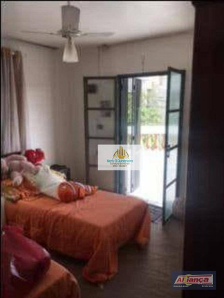 Imagem Sobrado com 4 Quartos à Venda, 232 m² em Jardim Da Mamãe - Guarulhos Imagem Sobrado com 4 Quartos à Venda, 232 m² em Jardim Da Mamãe - Guarulhos
