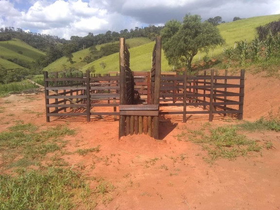 Imagem Chácara com 4 Quartos à Venda, 100 m² em Centro - São Luíz Do Paraitinga Imagem Chácara com 4 Quartos à Venda, 100 m² em Centro - São Luíz Do Paraitinga