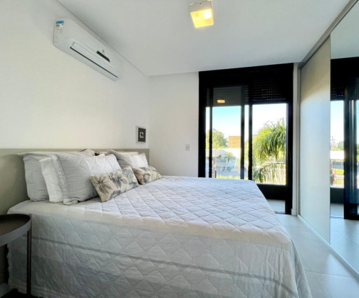 Imagem Casa com 3 Quartos à Venda, 430 m² em Dubai - Capao Da Canoa Imagem Casa com 3 Quartos à Venda, 430 m² em Dubai - Capao Da Canoa