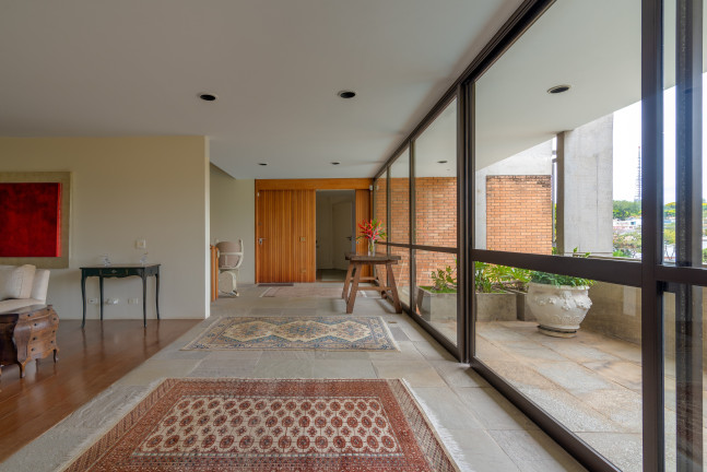 Imagem Casa com 4 Quartos para Alugar, 885 m² em Pacaembu - São Paulo