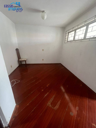 Imagem Casa com 3 Quartos à Venda, 121 m² em Cajuru - Curitiba Imagem Casa com 3 Quartos à Venda, 121 m² em Cajuru - Curitiba