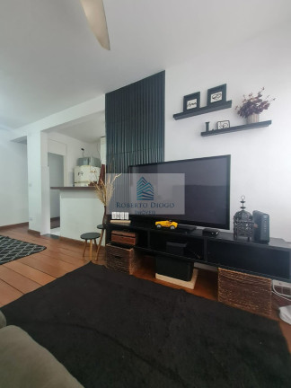 Imagem Imóvel com 2 Quartos à Venda, 50 m² em Camorim - Rio De Janeiro Imagem Imóvel com 2 Quartos à Venda, 50 m² em Camorim - Rio De Janeiro