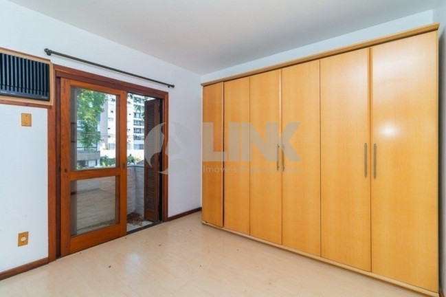 Imagem Apartamento com 3 Quartos à Venda, 112 m² em Petrópolis - Porto Alegre Imagem Apartamento com 3 Quartos à Venda, 112 m² em Petrópolis - Porto Alegre